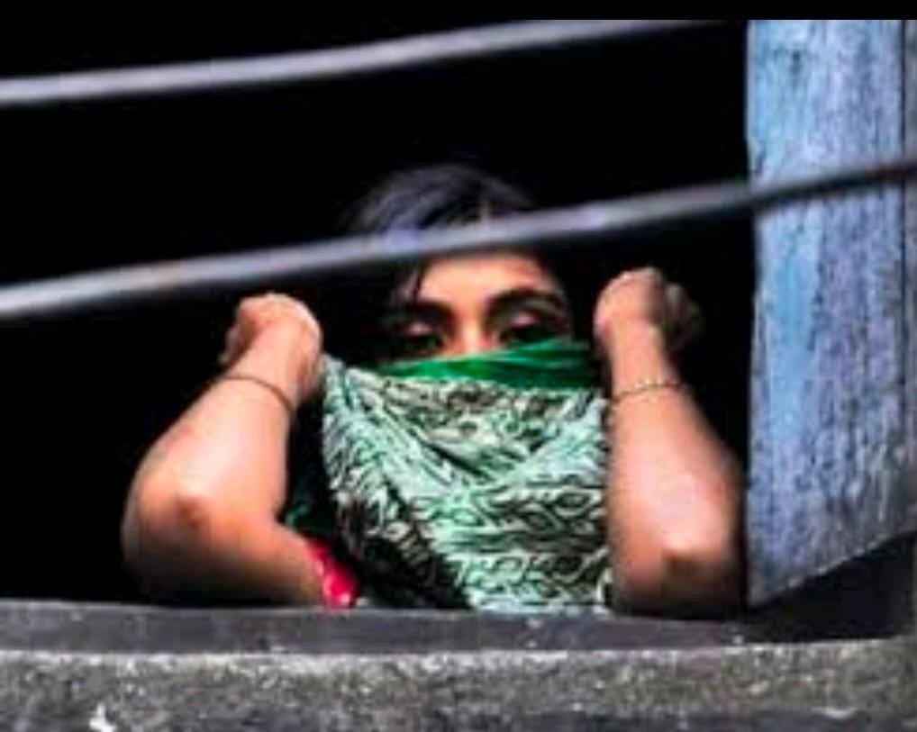 देह विक्री च्या अड्डयावर पोलिसांची छापेमारी....
