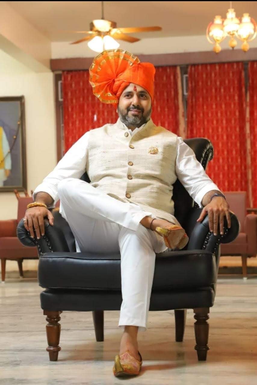 *धनशक्ती विरूध्द जनशक्तीच्या लढाईत इंद्रनिल नाईक यांचा विक्रमी मतांनी एकतर्फी विजय*