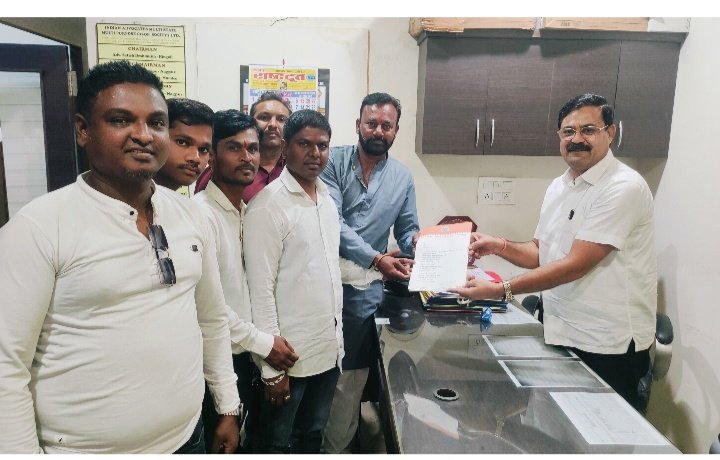 महाराष्ट्र नवनिर्माण सेना हिंगणघाट विधानसभेच्या झालेल्या बैठकीत महाराष्ट्र नवनिर्माण सेनेची कार्यकारणी गठीत...