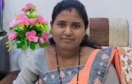 मुख्यमंत्री युवा कार्य प्रशिक्षण योजनेत काम करणाऱ्या सर्व प्रशिक्षणार्थीना शासकीय सेवेत सामावुन घ्या.युवा कौशल्य प्रशिक्षणार्थी प्रज्ञा गौतम तायडे यांची मुख्यमंञ्याकडे मागणी