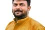 पद्माकर कांबळे यांना नागपूर येथे गौरवग्रंथ भेट ...