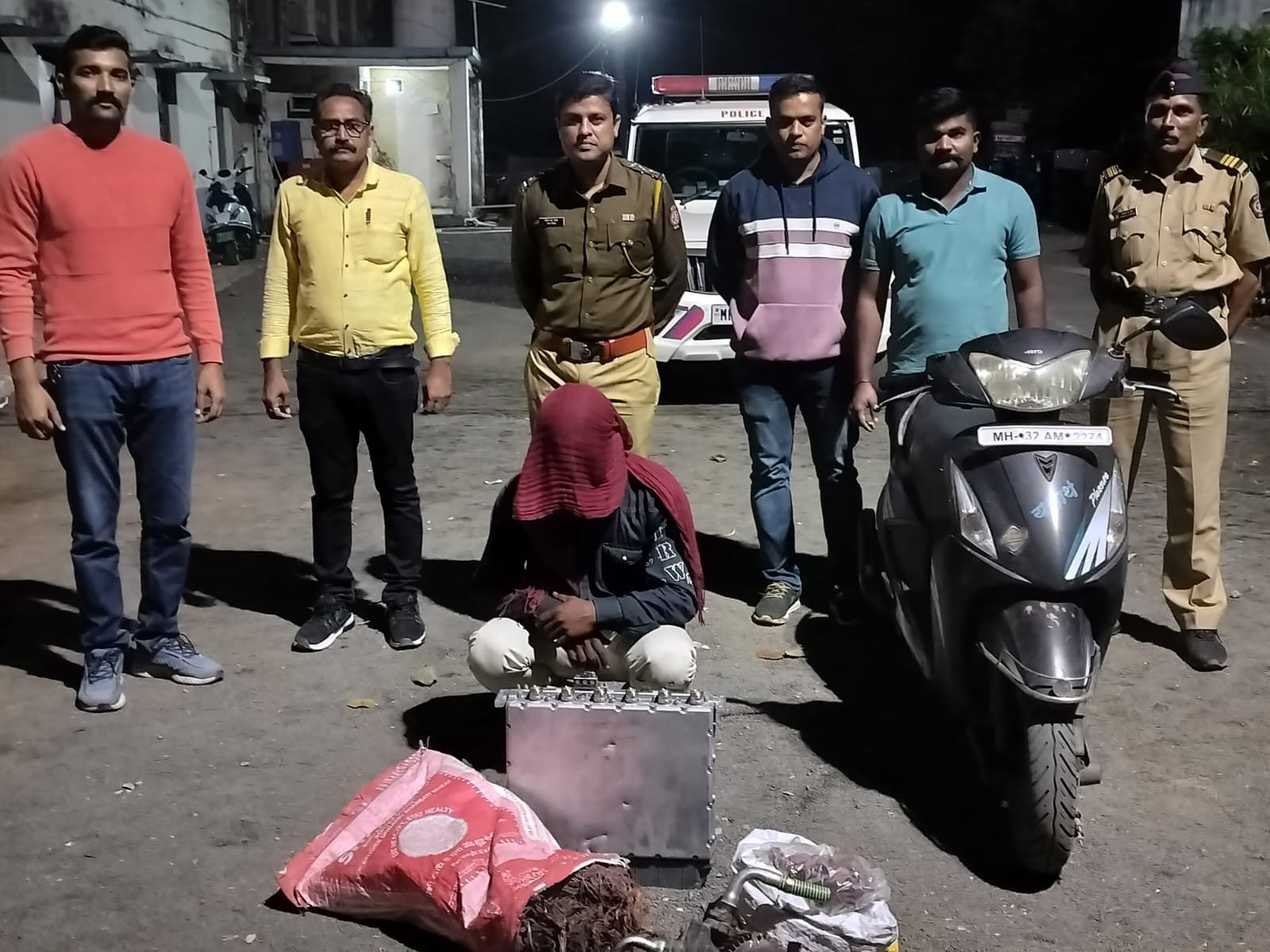 इलेक्ट्रिक वायर चोराला, रामनगर पोलिसांनी केली अटक...