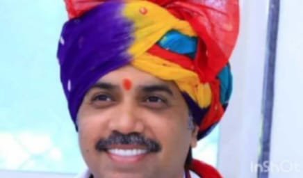 लातूर जिल्ह्यातील निलंगा मतदार संघातील 10 तीर्थ स्थळांना क वर्ग दर्जा.आ. निलंगेकर यांनी राज्य शासनाचे व तत्कालीन पालकमंत्री महाजन यांचे मानले आभार.