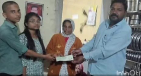 निलंगा तालुक्यातील सावरी येथील मुरलीधर आचुळे यांच्या कुटुंबीयांना 