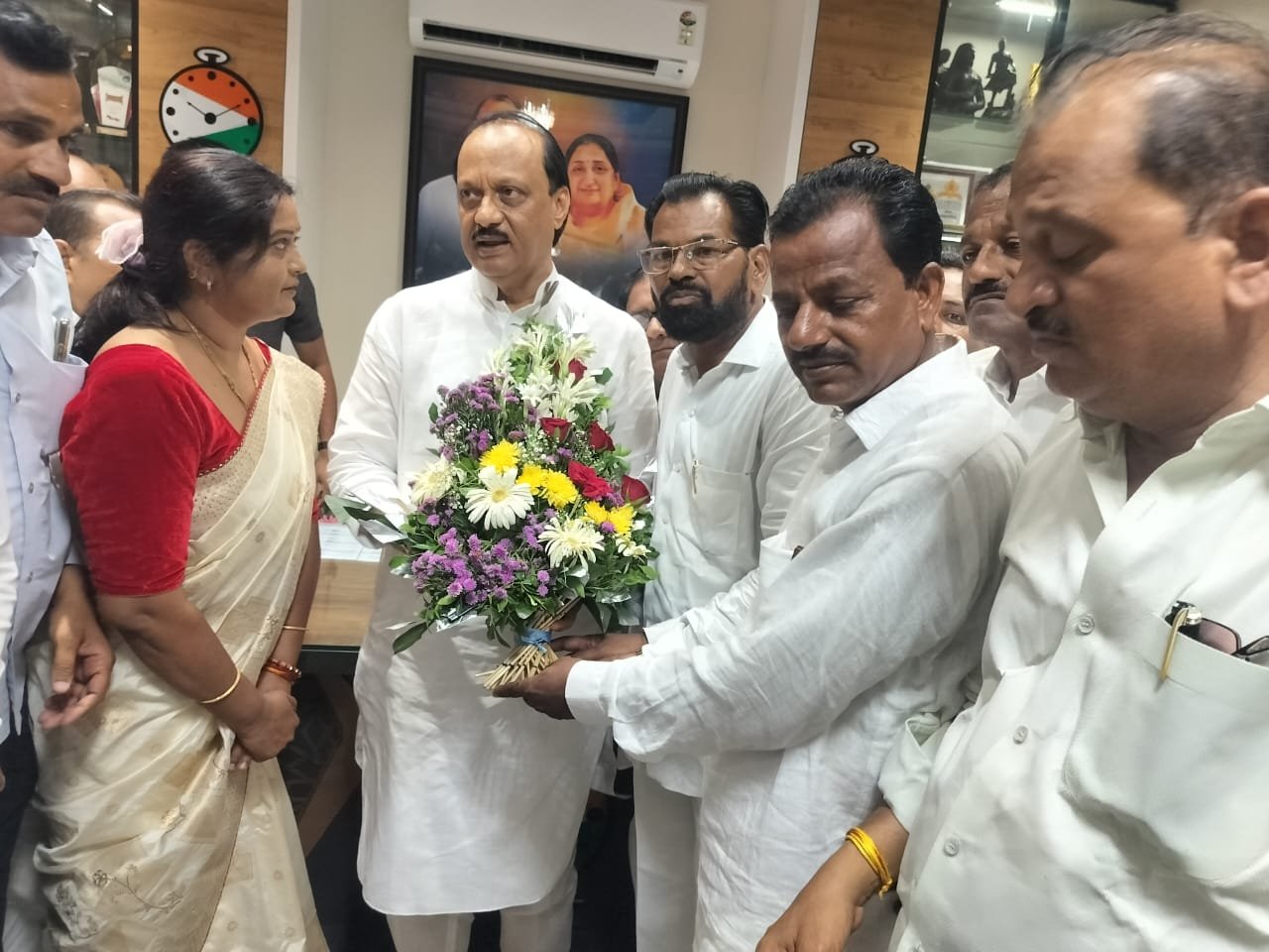 स्वर्गीय प्रा.तुकाराम बिडकर यांचे नाव लवकरच पॉलिटेक्निकल कॉलेजला देऊ:-नामदार अजित दादा पवार