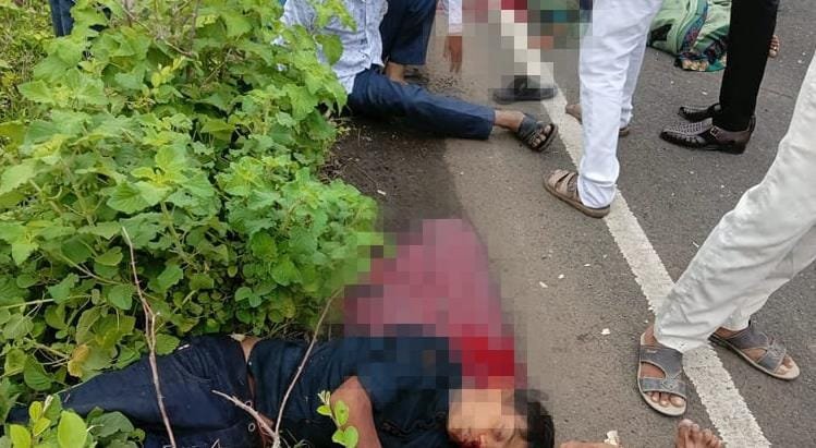 वेगाचा कहर : अनियंत्रित ट्रकने ऑटोला धडक दिली, दोघांचा जागीच मृत्यू ...