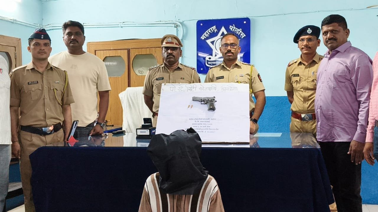 पोलिसांची मोठी कारवाई; आरोपींकडून पिस्तूल आणि दोन जिवंत राऊंड जप्त..