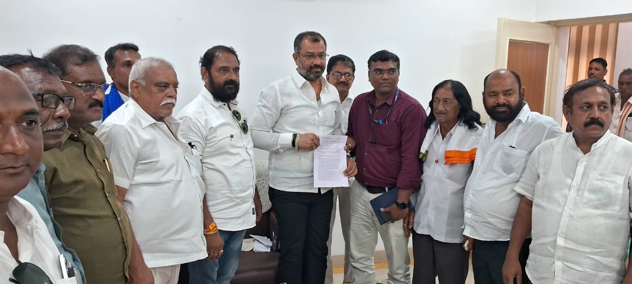 जूना पुलगांव रेल्वे फाटक उघड़ण्या करीता रेल्वे विभागा सोबत सकारात्मक बैठक....