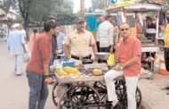 बंदी असलेल्या कॅरीबॅगवर महानगरपालिकेची कडक कारवाई, आयुक्त डॉ. सुनील लहाने यांनी केली आकस्मिक तपासणी...