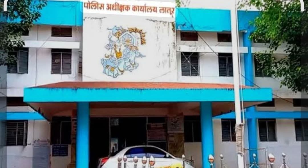 महिलांच्या गळ्यातील मंगळसूत्र, गंठण चोरणाऱ्या  महिलेला स्थानिक गुन्हे शाखेकडून अटक...
