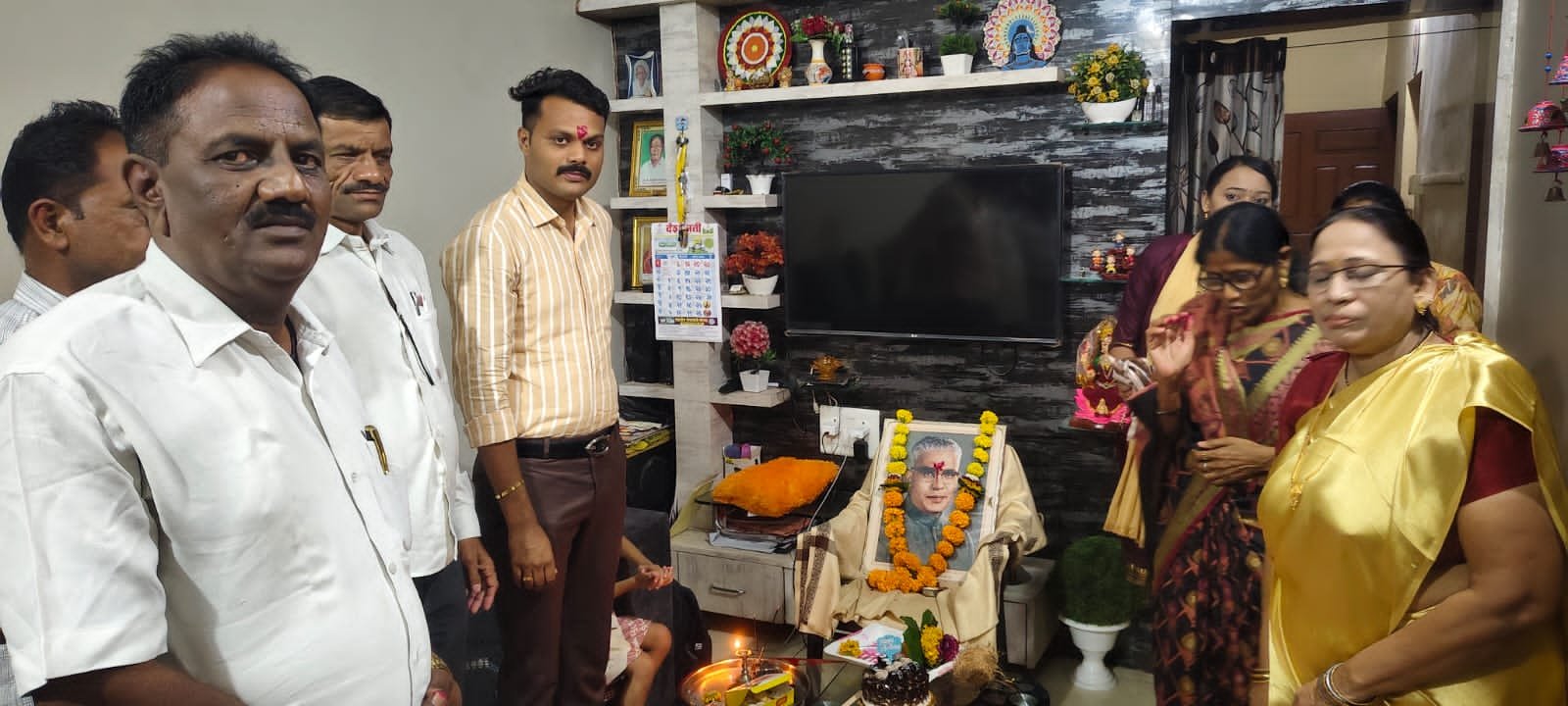 राळेगाव येथे बंजारा कर्मचारी संघटनेच्या वतीने वसंतराव नाईक जयंती साजर...