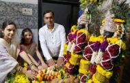 पत्रकार कैलासराजे घरत यांनी आषाढी एकादशी निमित्त सहकुटुंब घेतले श्री विठ्ठल रखुमाईचे मनोभावे दर्शन…
