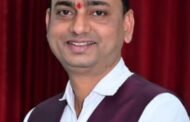 पेण तालुक्यातील सामाजिक कार्यकर्ते महाराष्ट्र भूषण पत्रकार कैलासराजे निर्मला कमलाकर घरत यांना 
