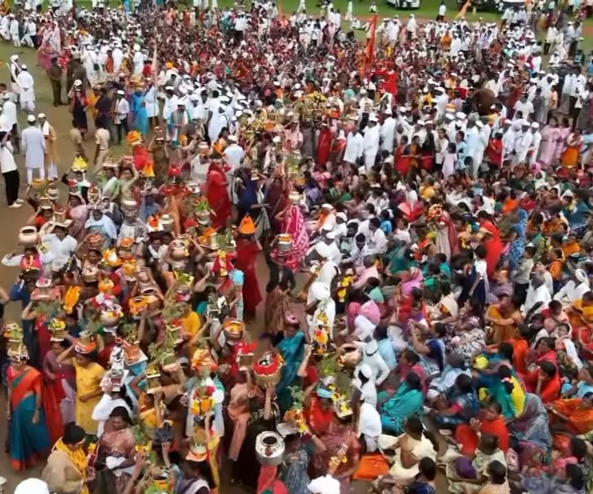आषाढी वारीला पंढरपूरात रेकॉर्ड ब्रेक गर्दी 27/28 लाख भाविकांची नोंद !