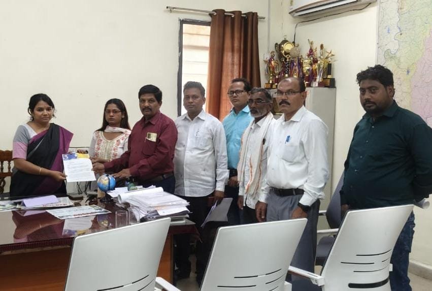 खत पुरवठा मुबलक करा, खतांवरील अनावश्यक लिंकिंग बंद करा:- आजाद समाज पार्टीची मागणी.