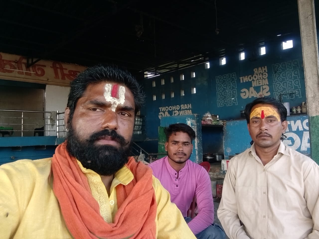 श्री धाम वृंदावन को निकली ब्रजवासी गौ रक्षक सेना भारत संगठन की टीम
