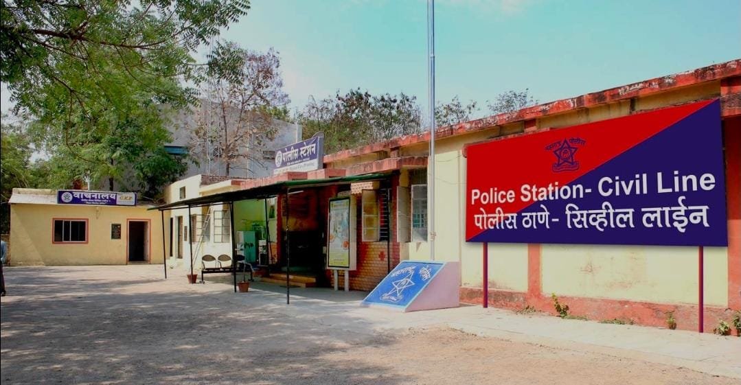 कॅफेमध्ये 'स्पेशल केबिन'मध्ये गैरप्रकार.....