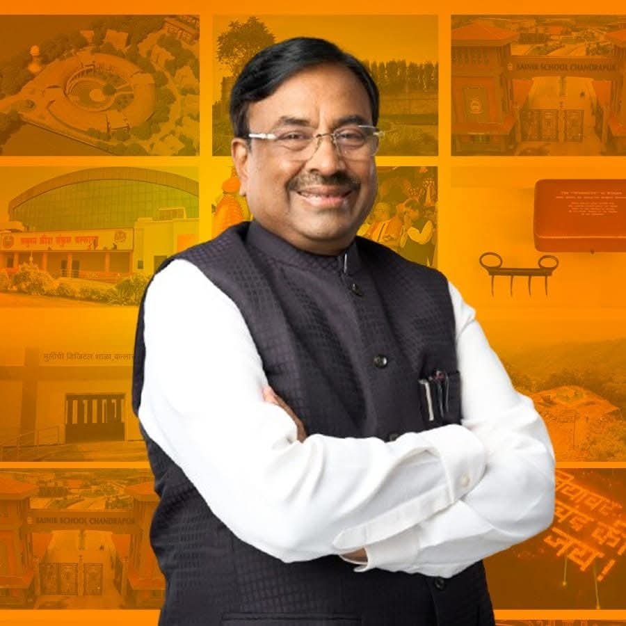 मा. मंत्री तथा आ. सुधीरभाऊ मुनगंटीवार यांच्या वाढदिवसानिमित्त वृक्षारोपण