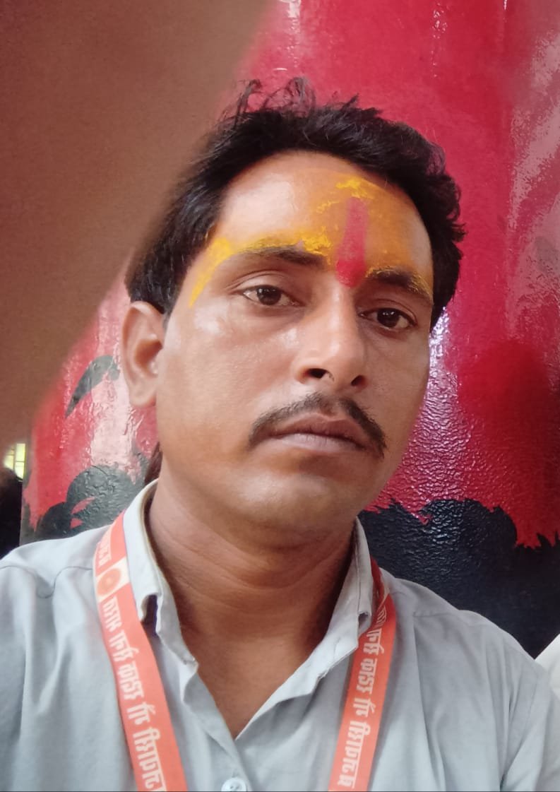 आगरा जिले के गोपाल पुर ग्वालियर रोड़ सदर में राधा कृष्ण की मूर्ति खंडित की और ब्रजवासी गौ रक्षक सेना भारत संगठन ने संज्ञान लिया आगरा।