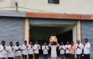 खेळ मांडला संताच्या दिंडीचा, उल्का नगरीत निघाली हास्यस्पद दिंडी.