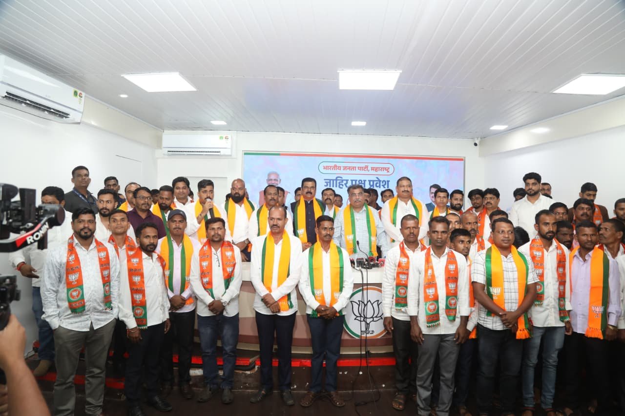 मळेगाव जिल्हा परिषद गटातील तसेच किन्हवली विभातील राष्ट्रवादीचे उपाध्यक्ष बळीराम दिनकर यांचा समर्थकासह भाजपमध्ये जाहीर प्रवेश....
