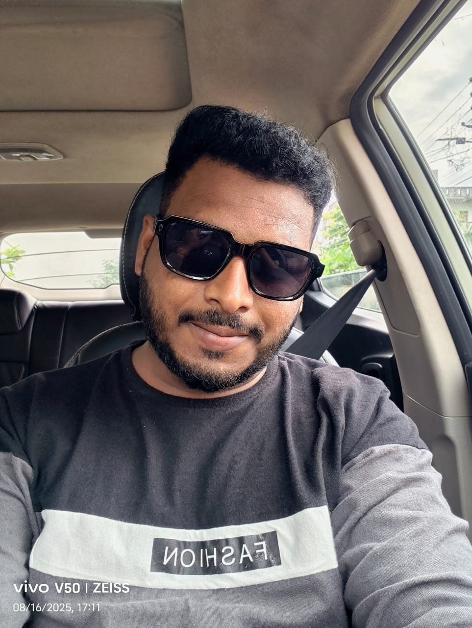 MIM पक्षाचे 