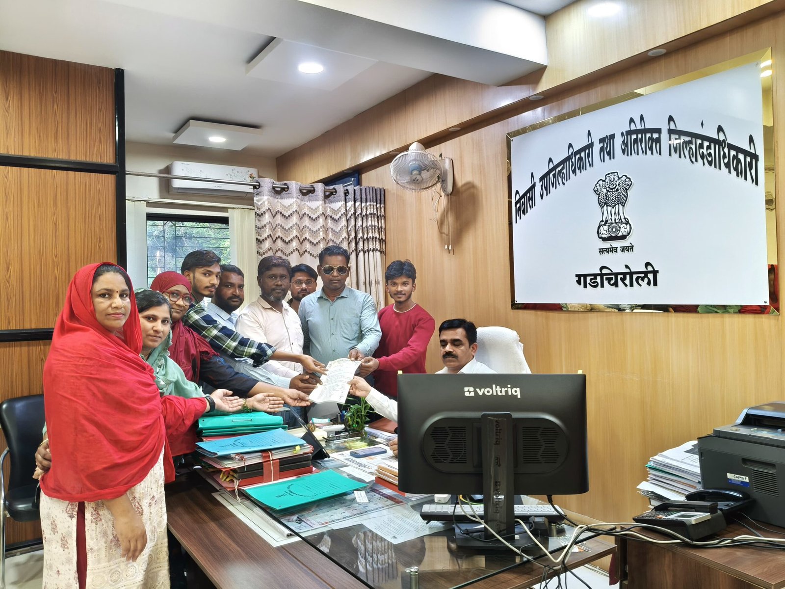 शेतकऱ्यांना तात्काळ युरिया खत उपलब्ध करुन द्यावे