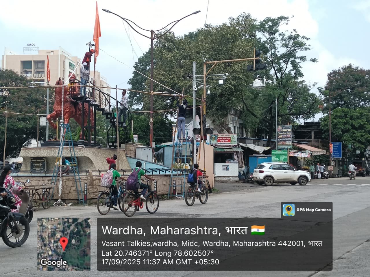 जनता के टैक्स का हो रहा बाटाधार, ठेकेदार का उपहार बना प्रशासन के लिए अभिशाप